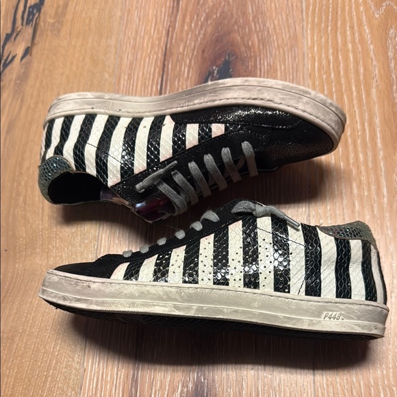 ❄️P448 Black and Pink Sneakers - Picture 4 of 6